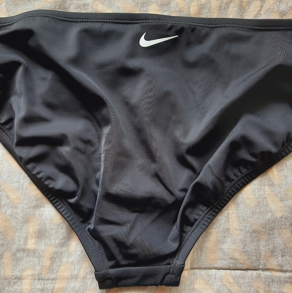 Nike NWOT swim bikini bottom size XL - Picture 4 of 9